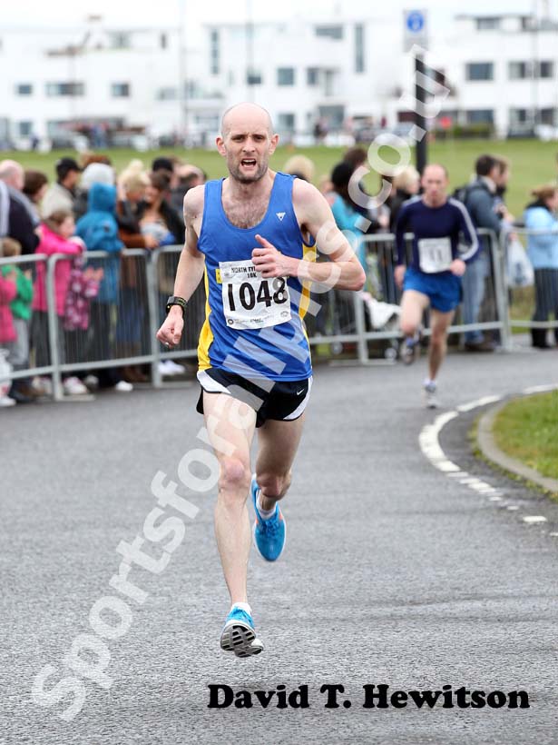 Ged Sharp (Birtley AC) in the North Tyneside 10k Road Race from North Shields to Whitley Bay.
